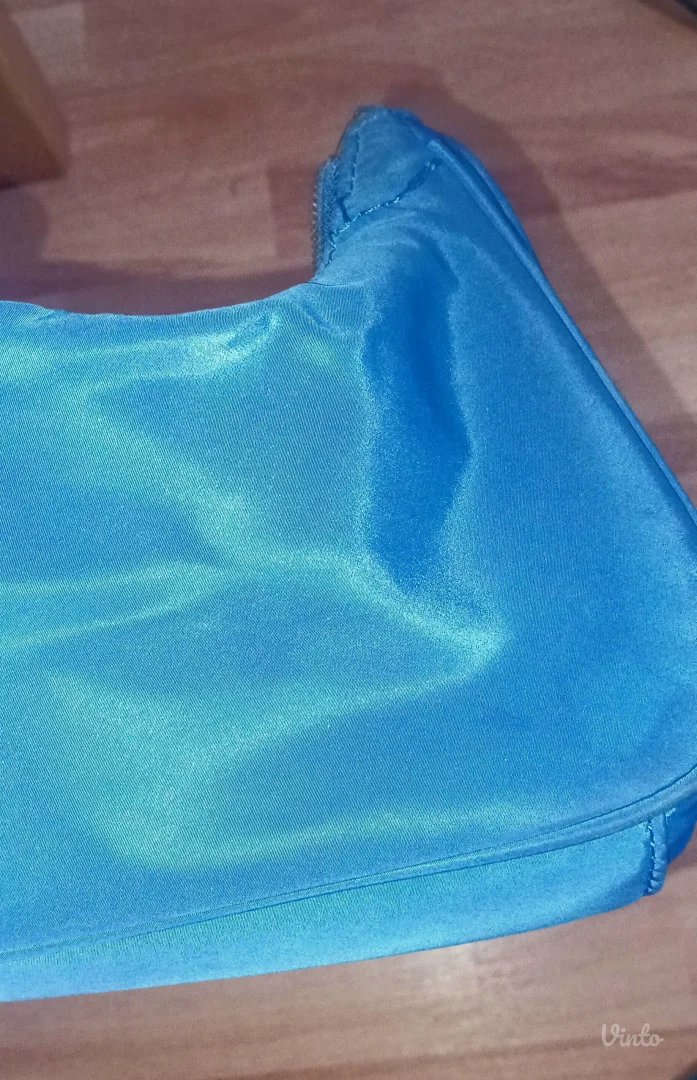 Stradivarius torbica