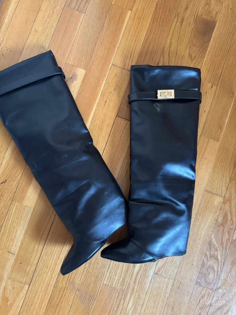 Crne duboke cizme 39br
