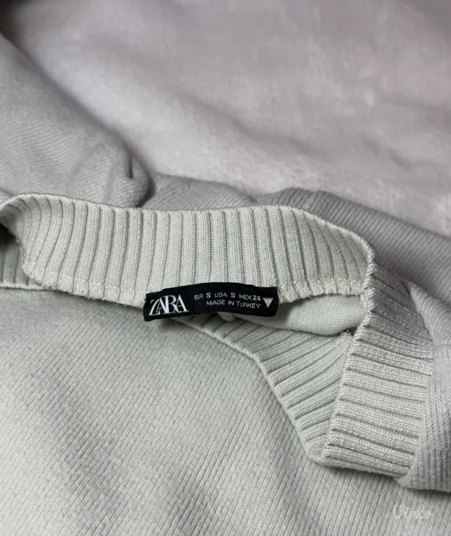 Zara dzemper