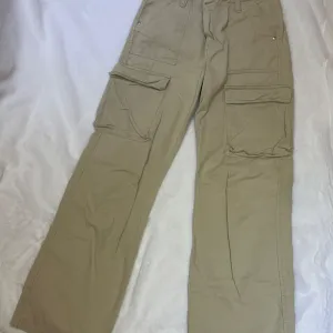Bershka farmerke pantalone