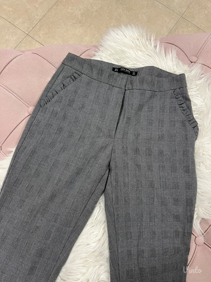 Zara pantalone, S