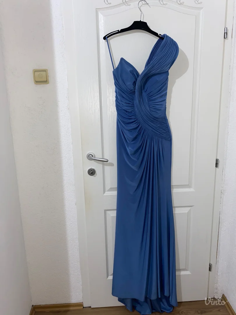 Plava svečana haljina