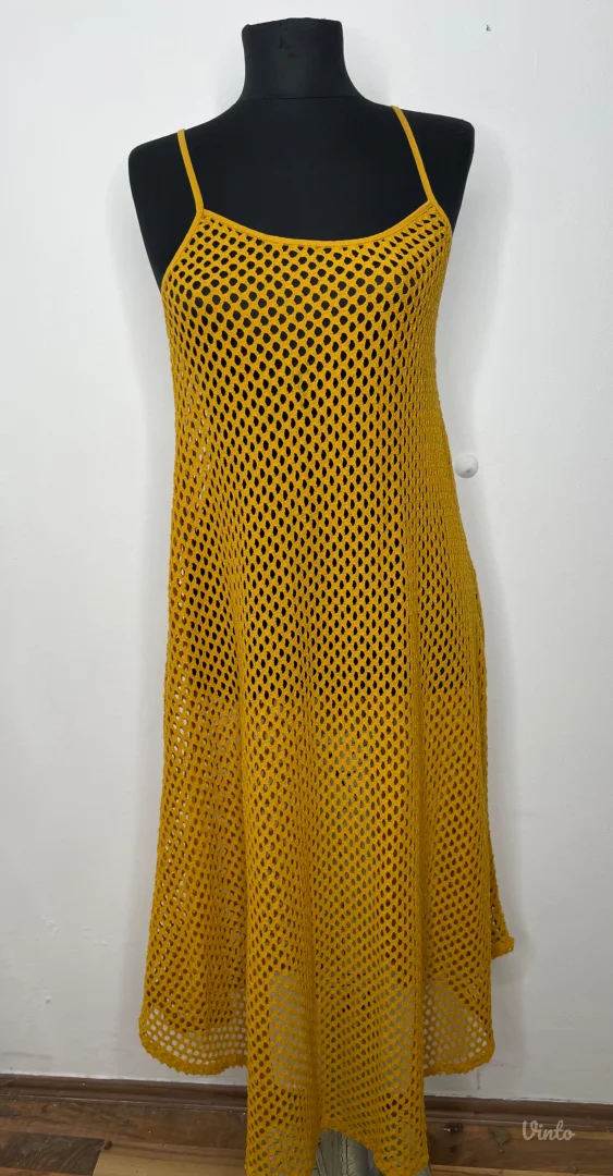 Zara pletena haljina za plazu