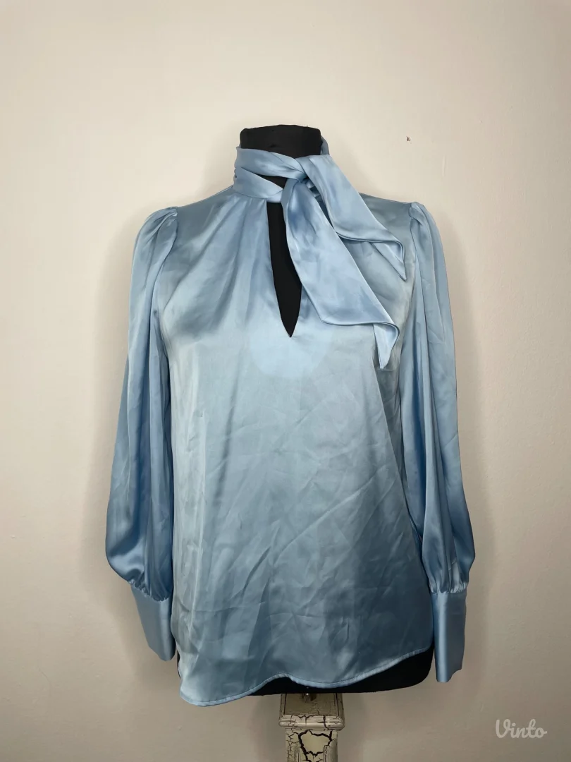 Zara prelepa bluza Xs