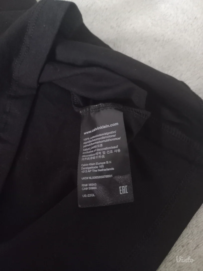 NOVA Calvin Klein crna majica