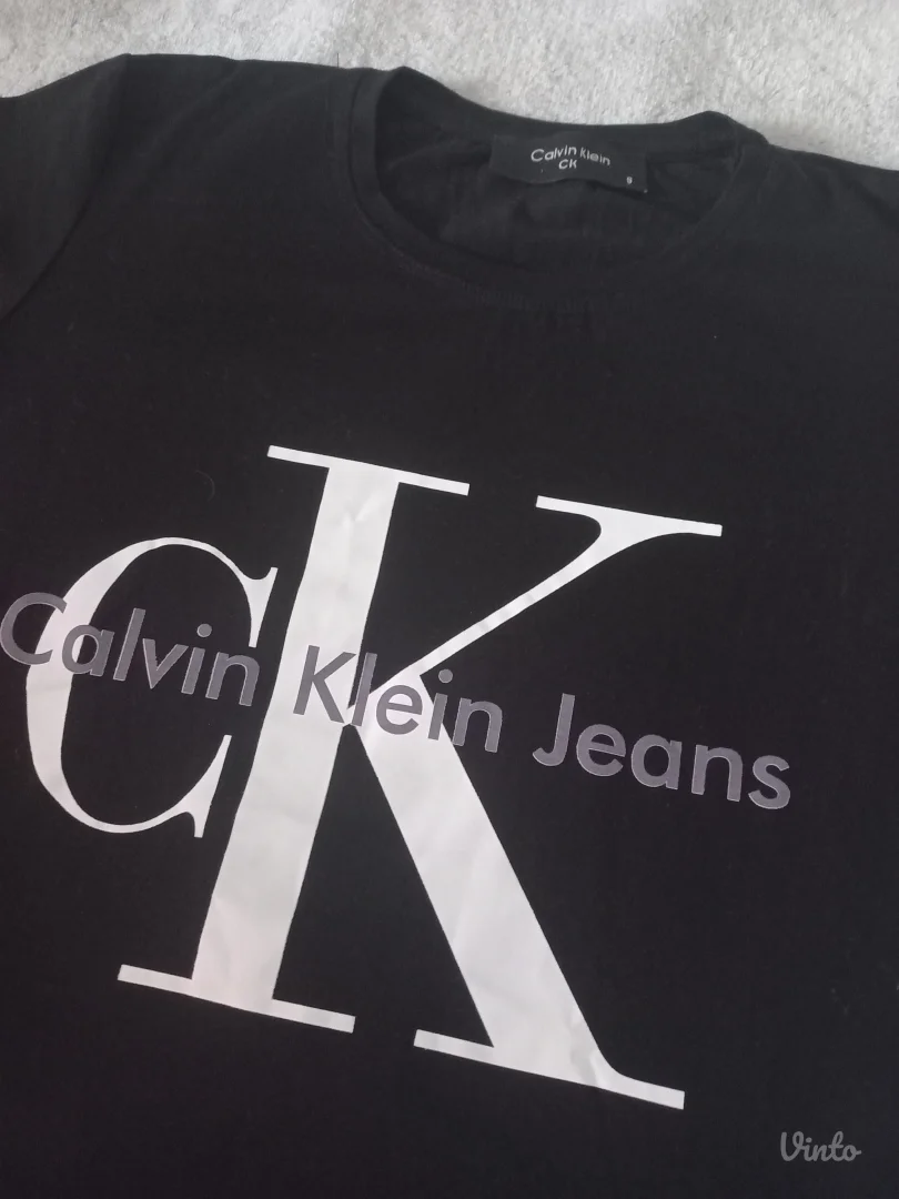 NOVA Calvin Klein crna majica