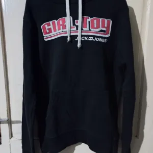 Jack Jones crni duks