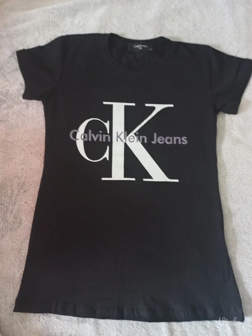 NOVA Calvin Klein crna majica