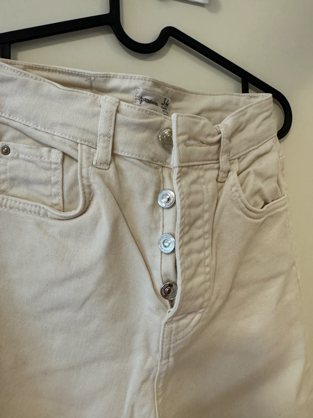 Ekru pantalone zvoncare