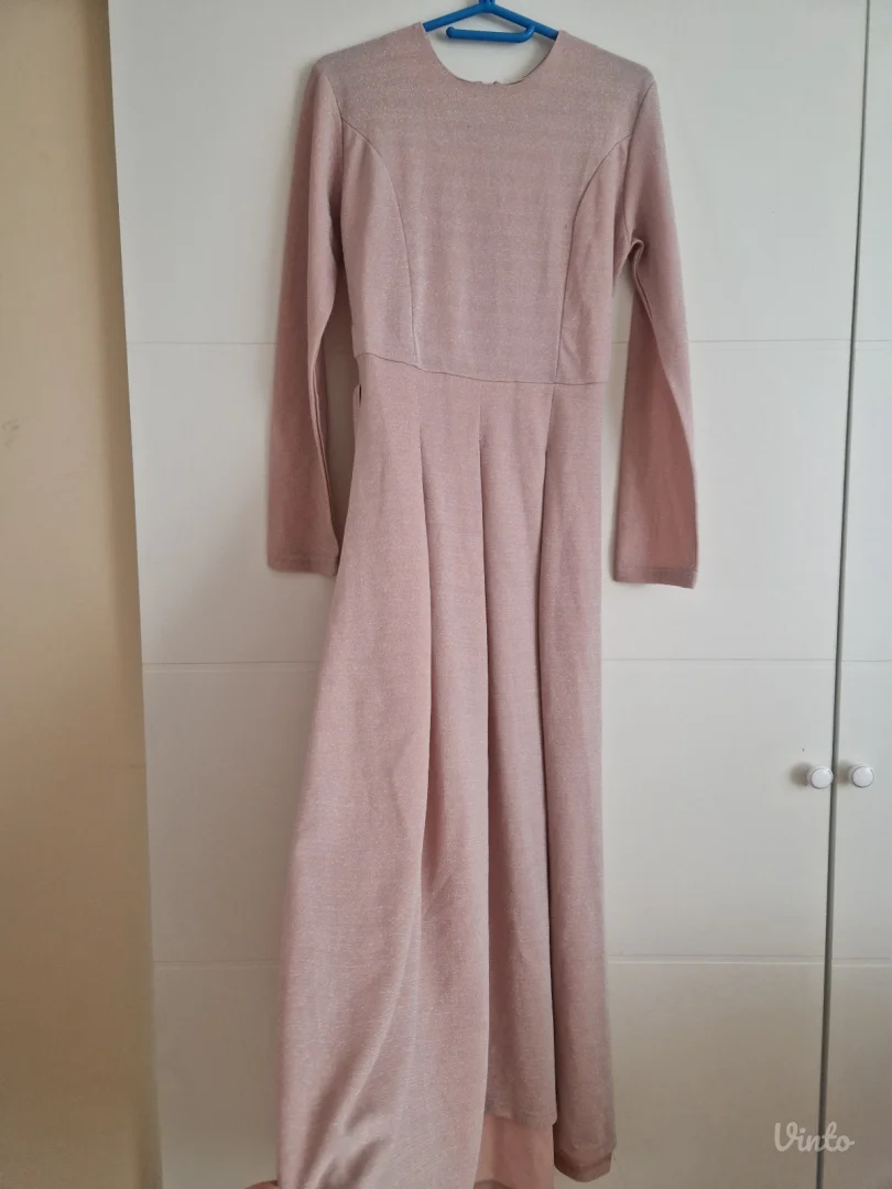 Duga svecana haljina puder roze kao nova