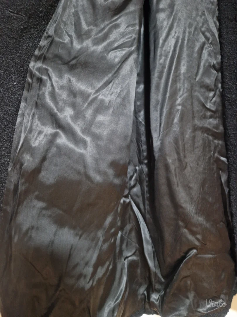 Kaput od buklea oversize nov