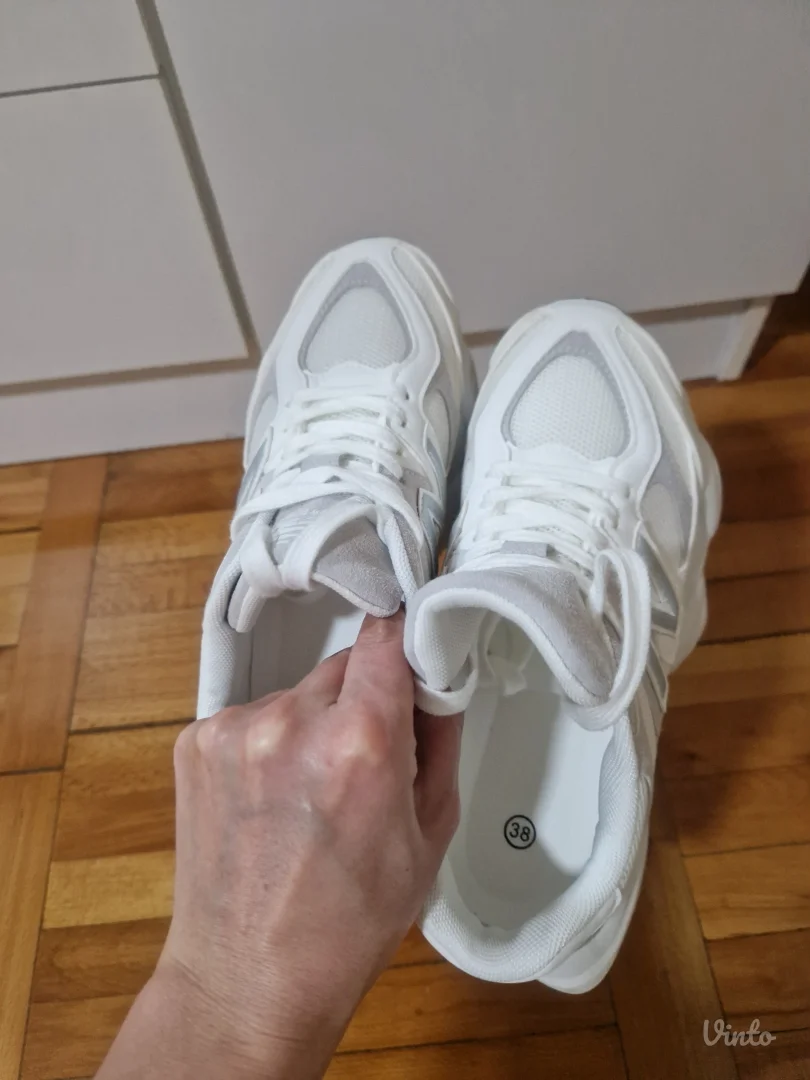 Patike jednom obuvene