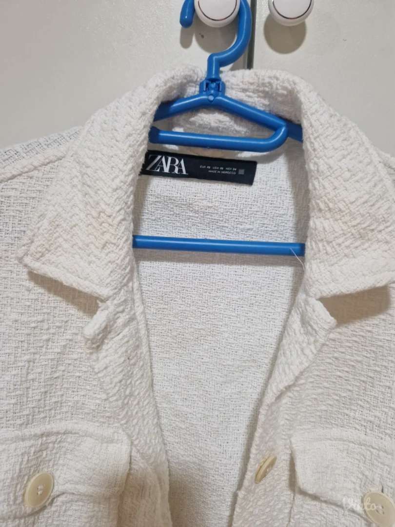 Zara natkosulja ili tanji kaputic kao nov