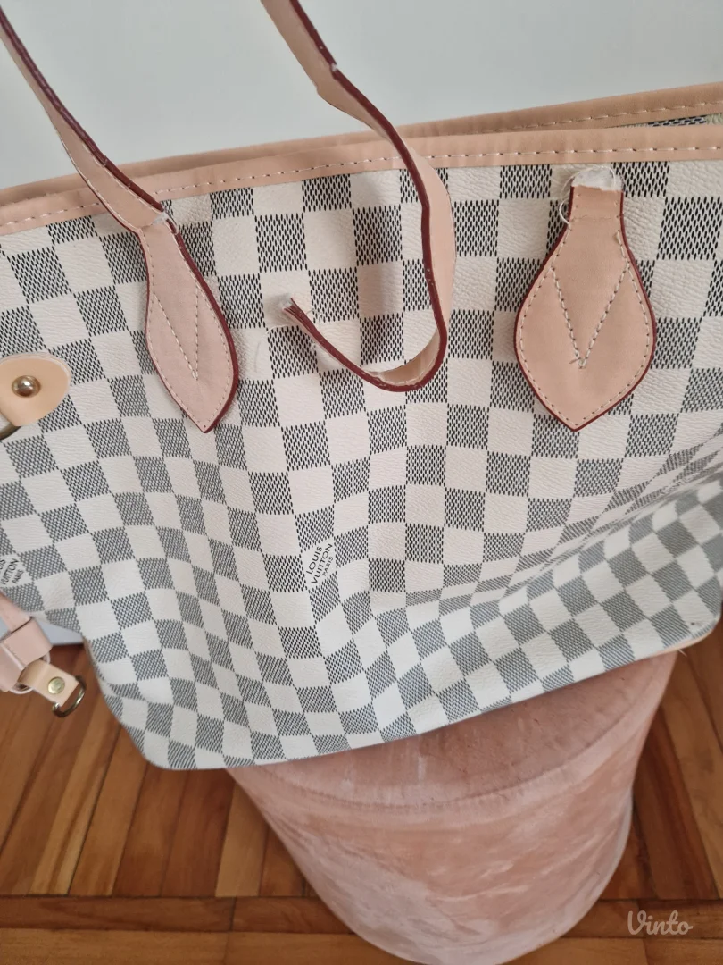 Neverfull torba feler