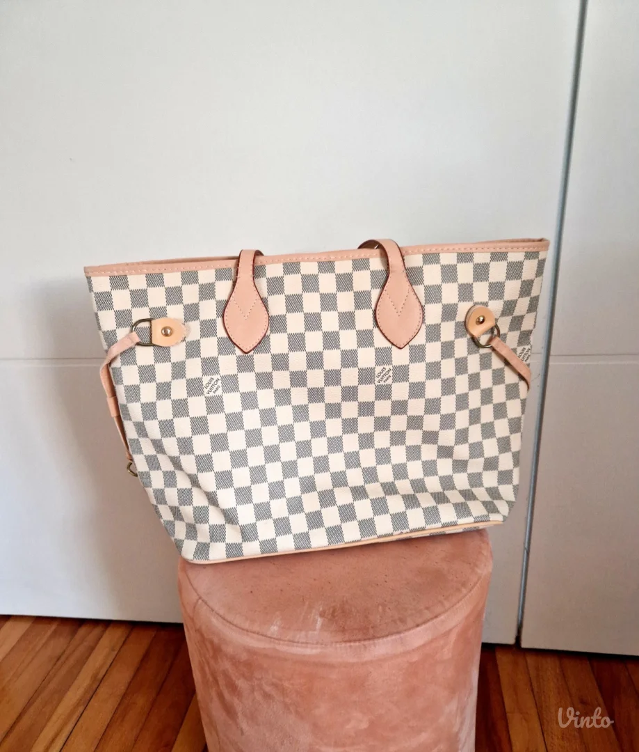 Neverfull torba feler