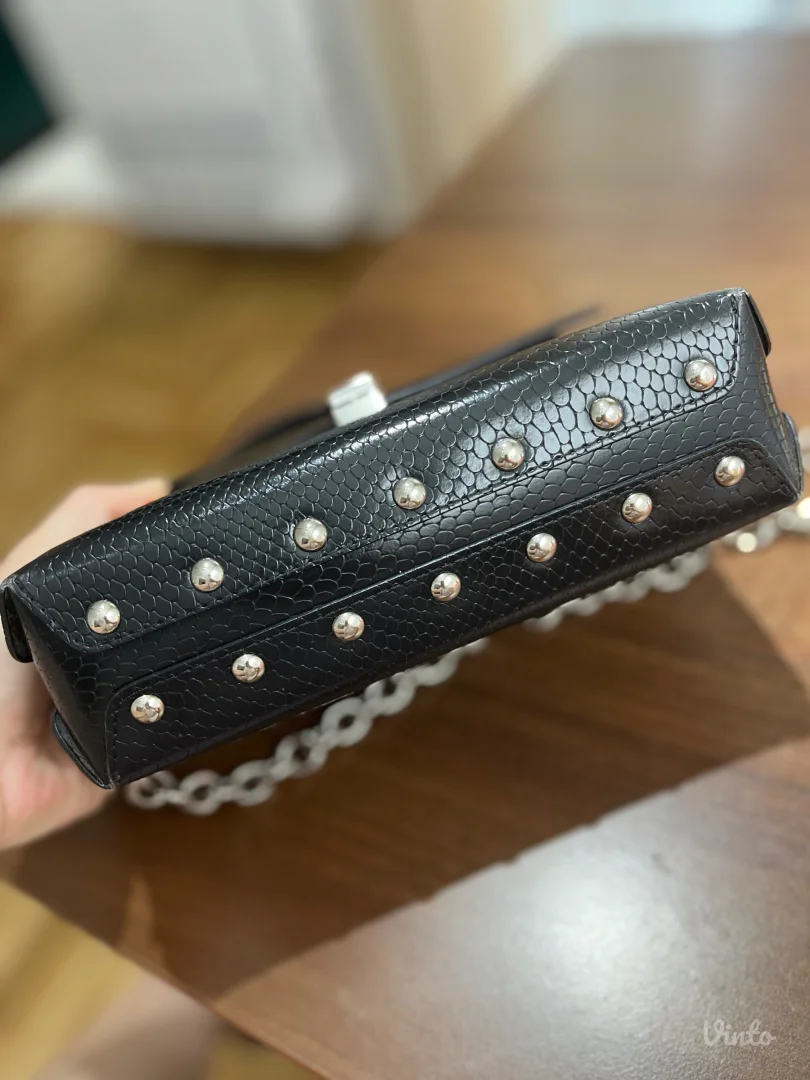 Mona crna kožna torba