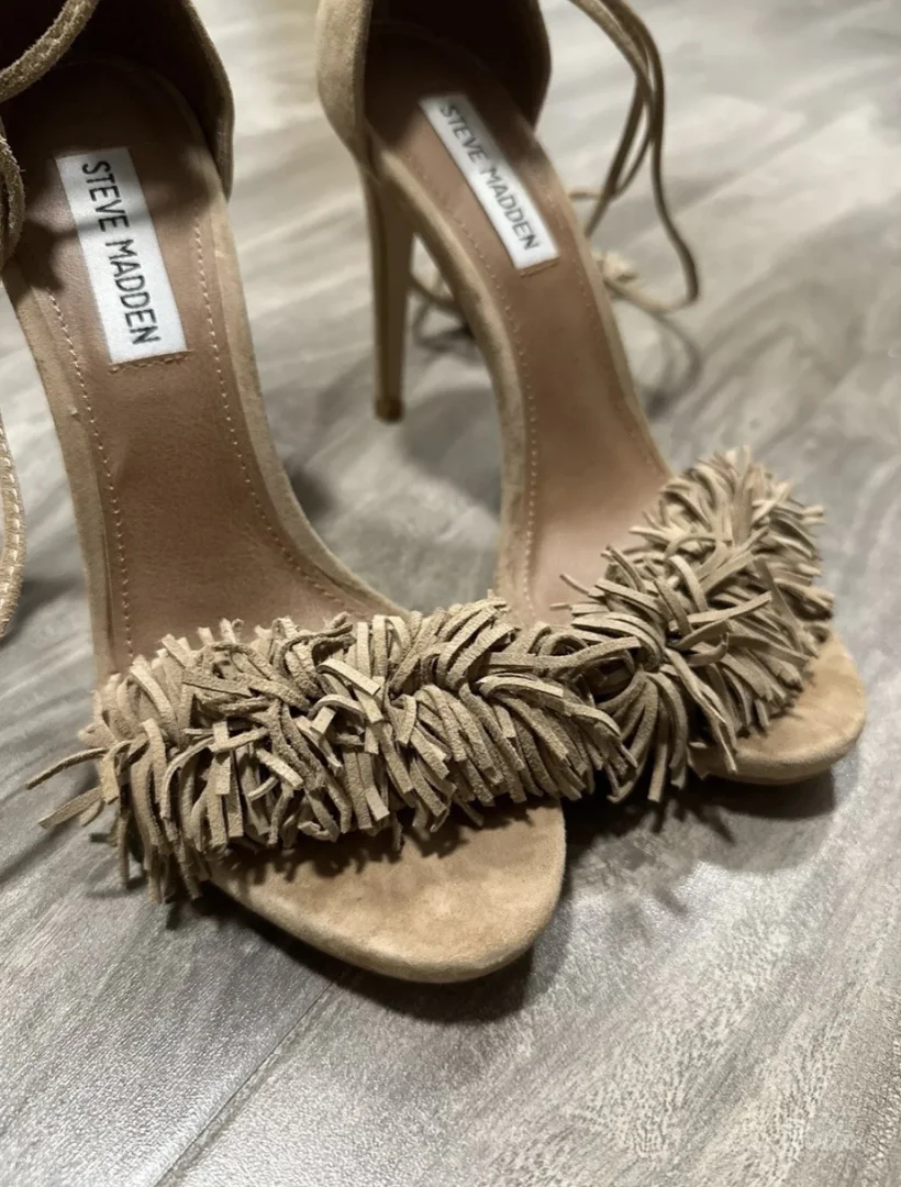 Steve Madden Sandale 37