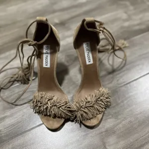 Steve Madden Sandale 37