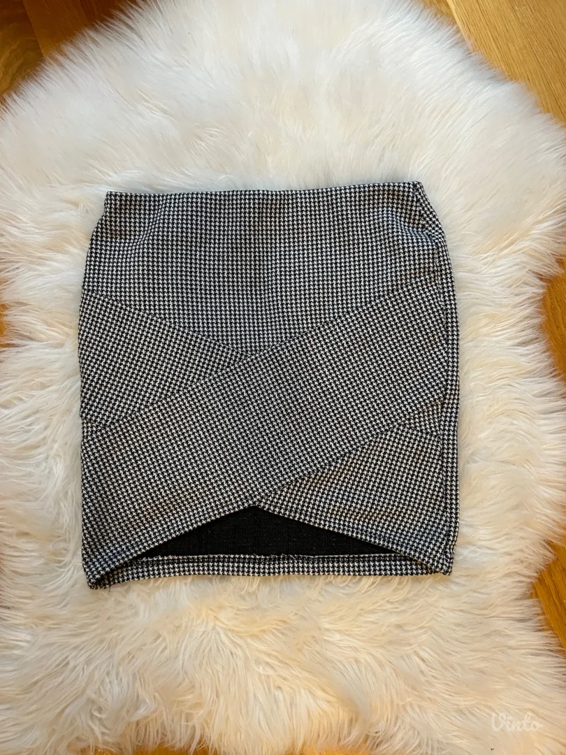 prettylittlething suknja