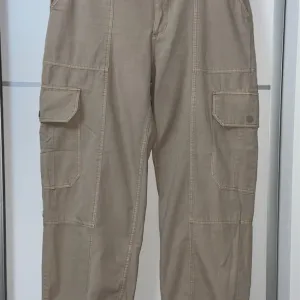 pull and bear kargo pantalone