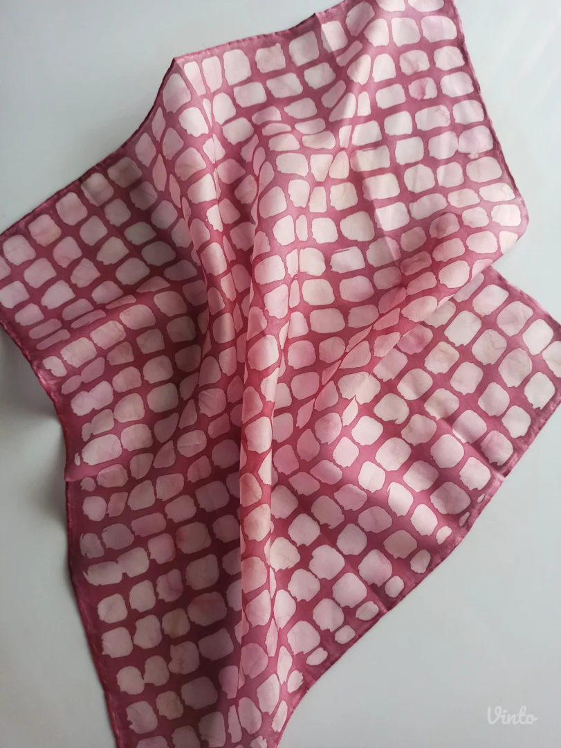 Ručno oslikana marama - 100% svila