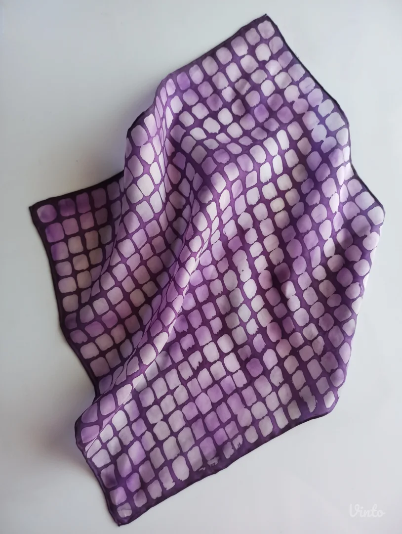 Unikatna ručno oslikana marama - 100% svila