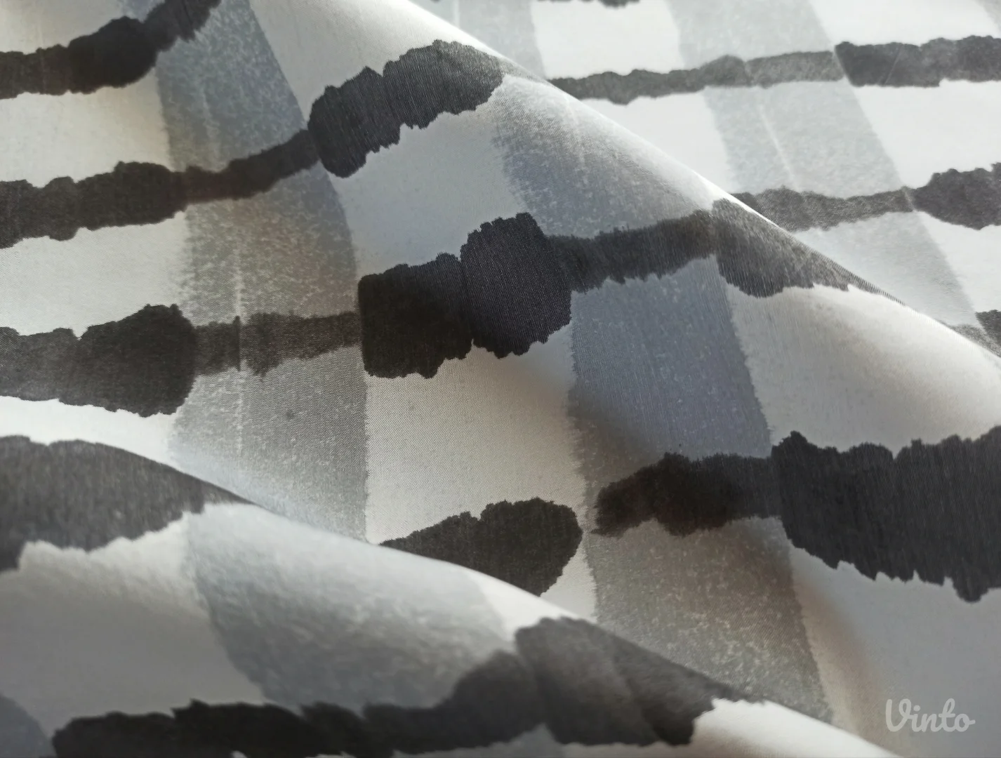 Unikatna ručno oslikana marama - 100% svila