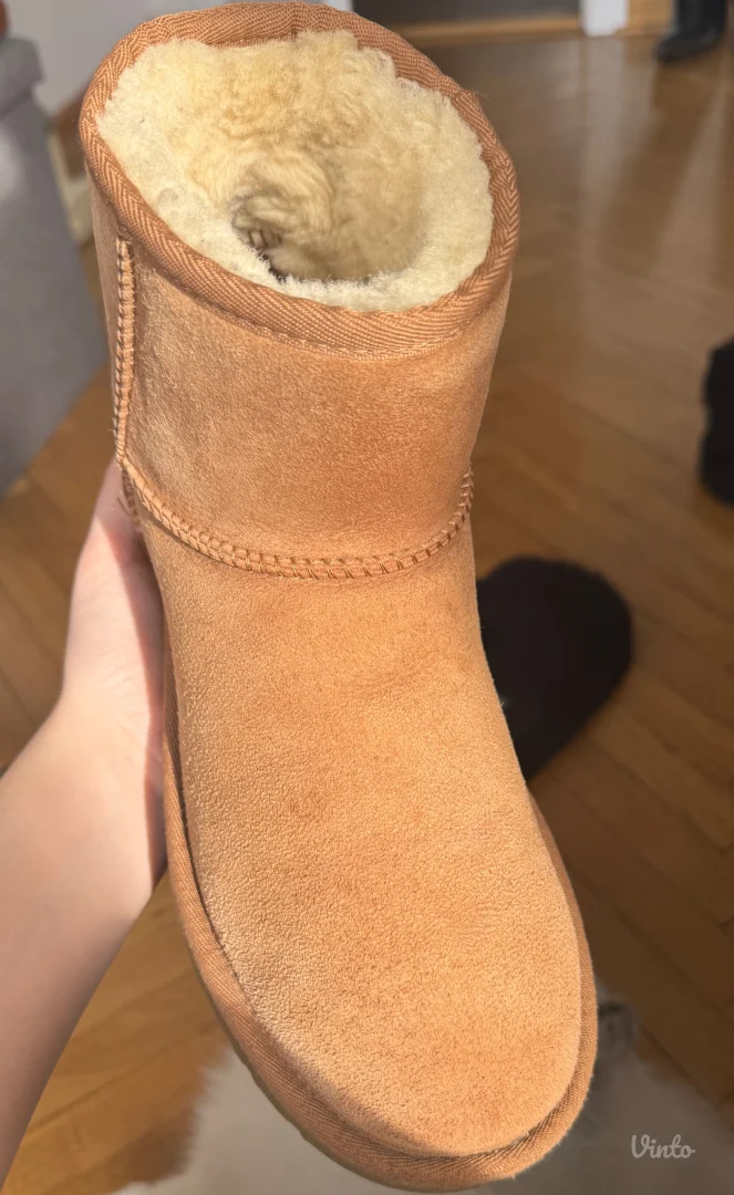 Ugg Classic Mini Camel boja
