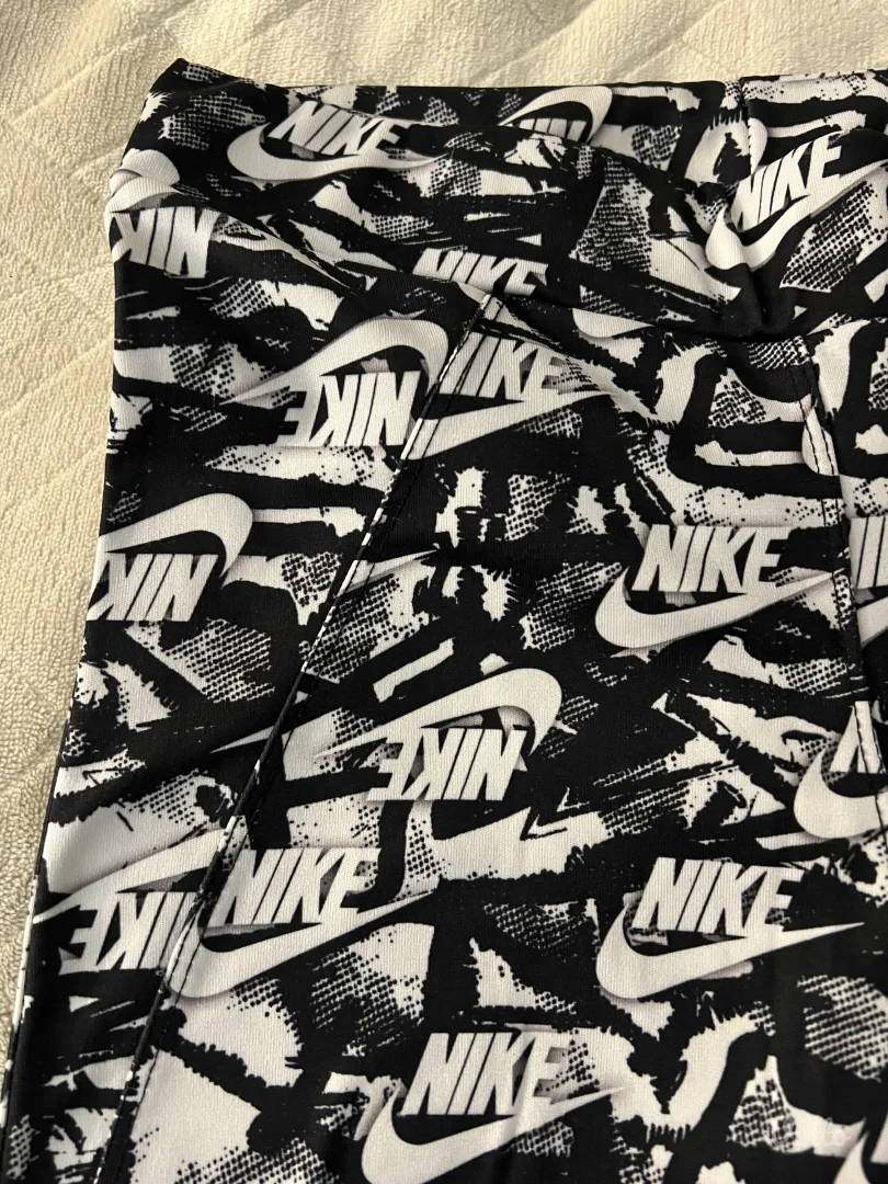 Nike helanke sa printom