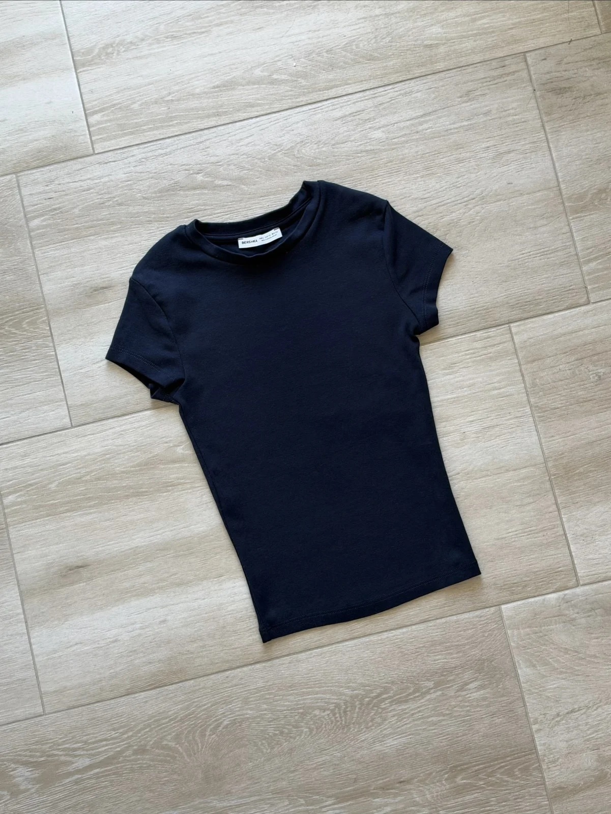 Bershka majica NOVA