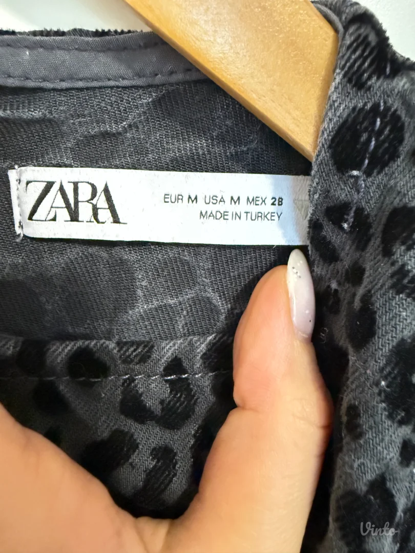 Zara - Crna mini haljina