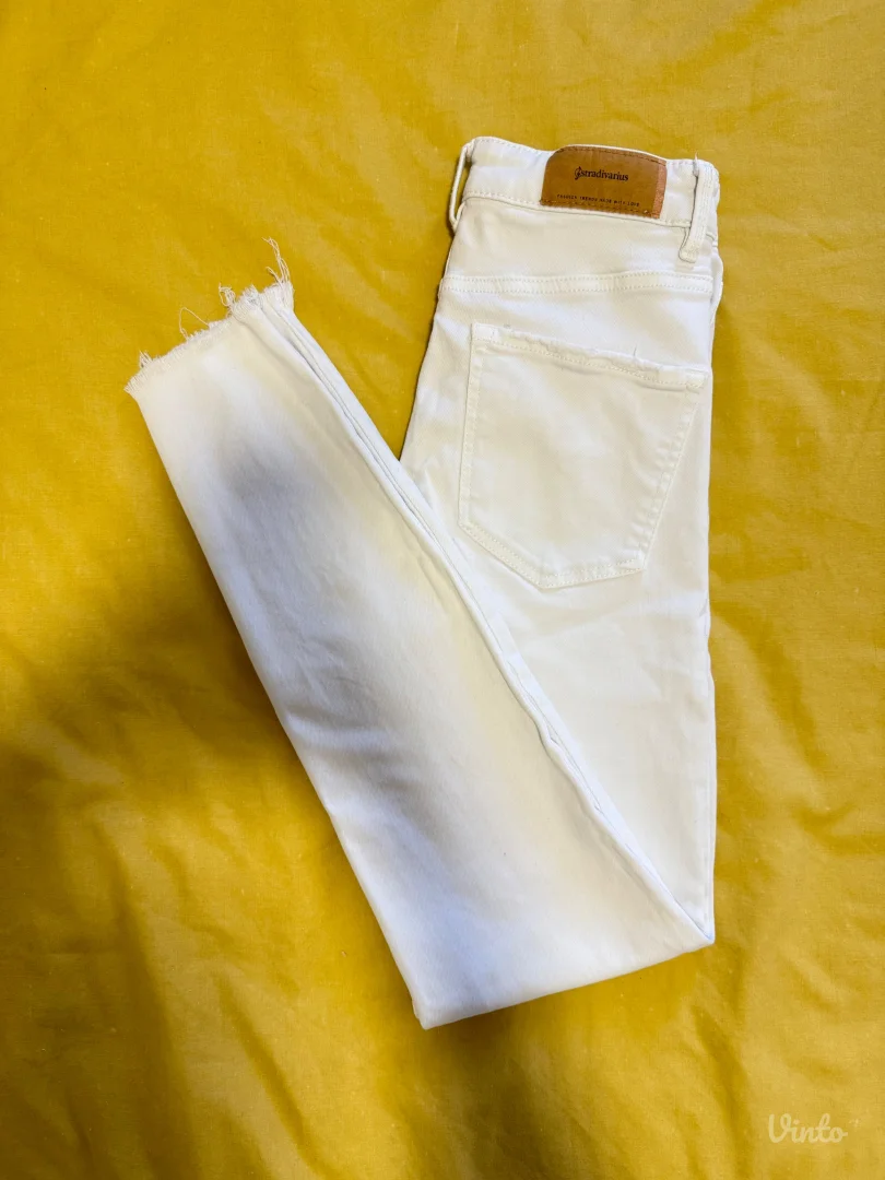 Stradivarius - Bele farmerke