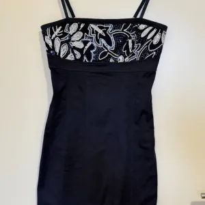 Rinascimento - Teget haljina