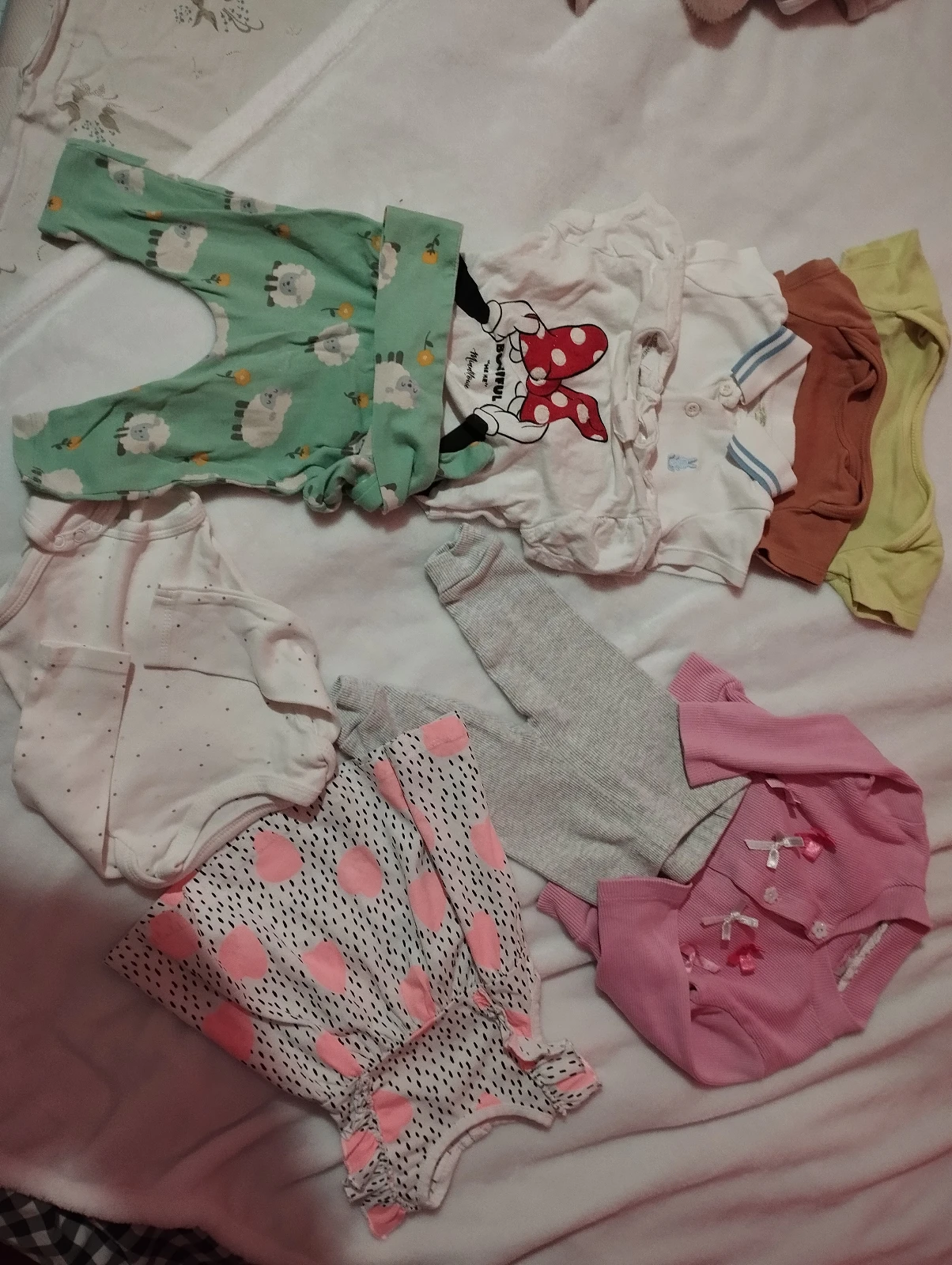 Prelijep paket očuvane garderobe za djevojčice do 3 meseca