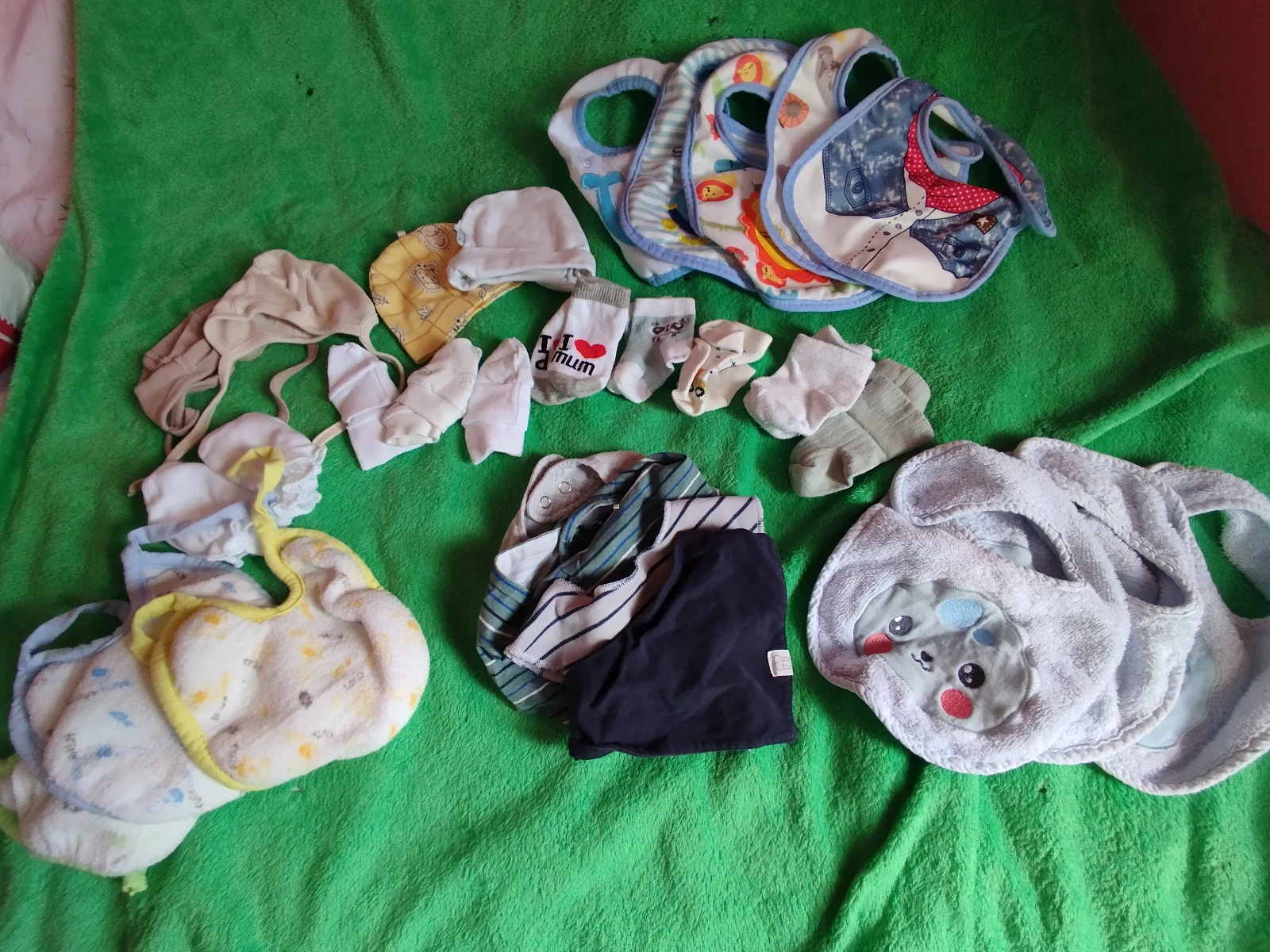 Veliki paket aksesoara za bebe (27 komada)