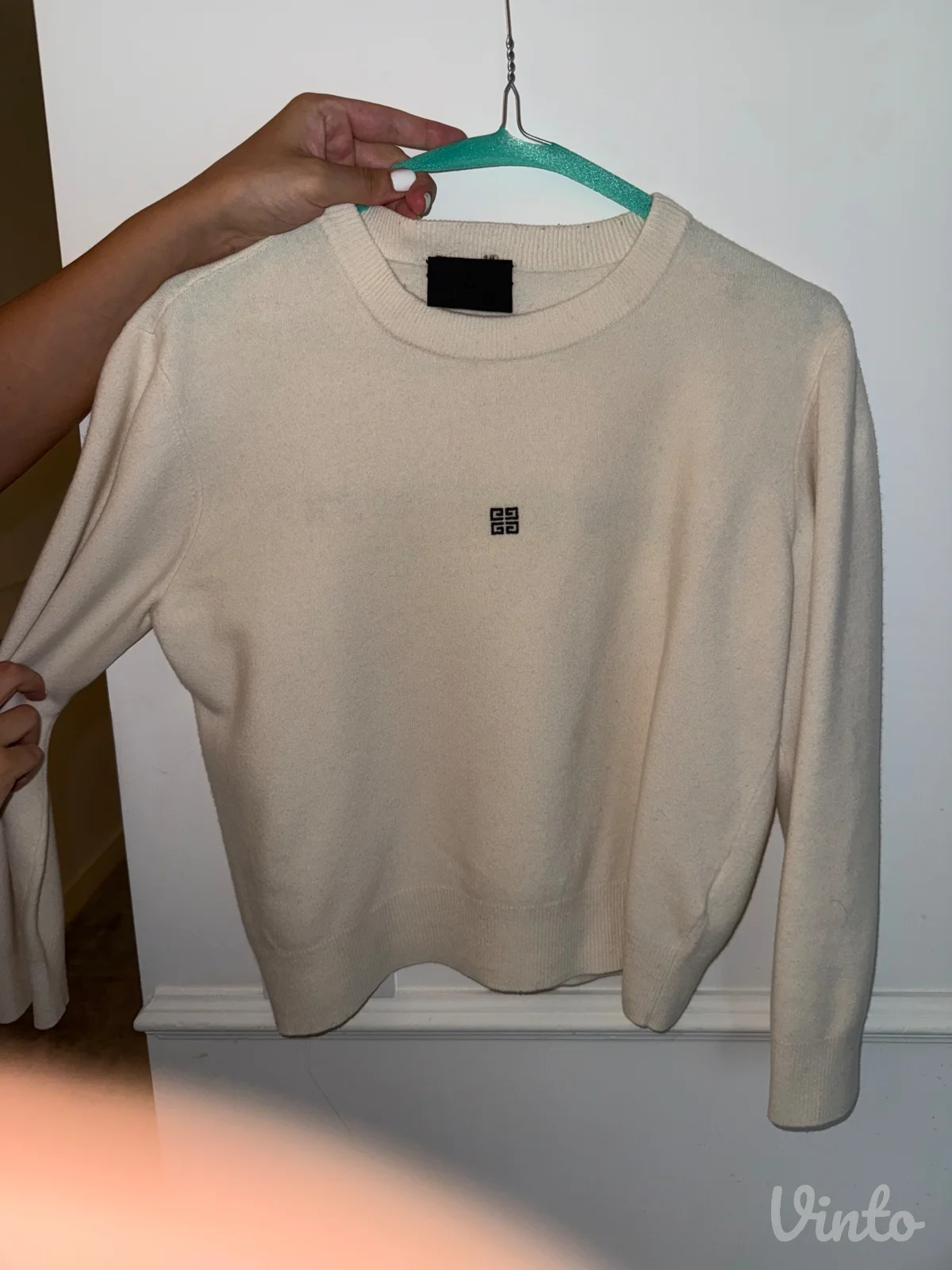 Givenchy original vuneni džemper sa 4G logom – krem, XS/S