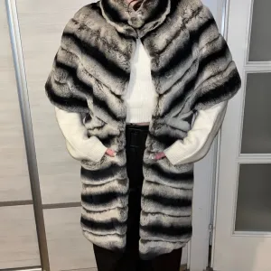 Bunda od pravog krzna/ Činčila