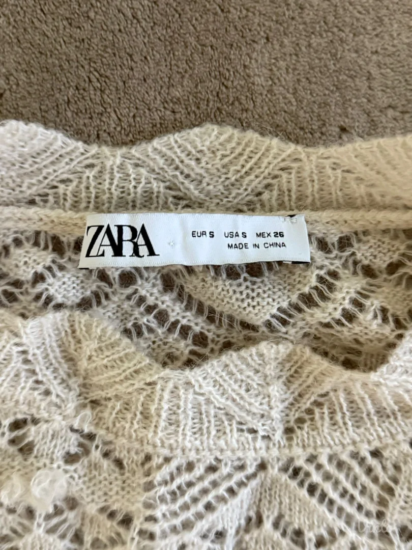 Zara - Šupljikavi džemper