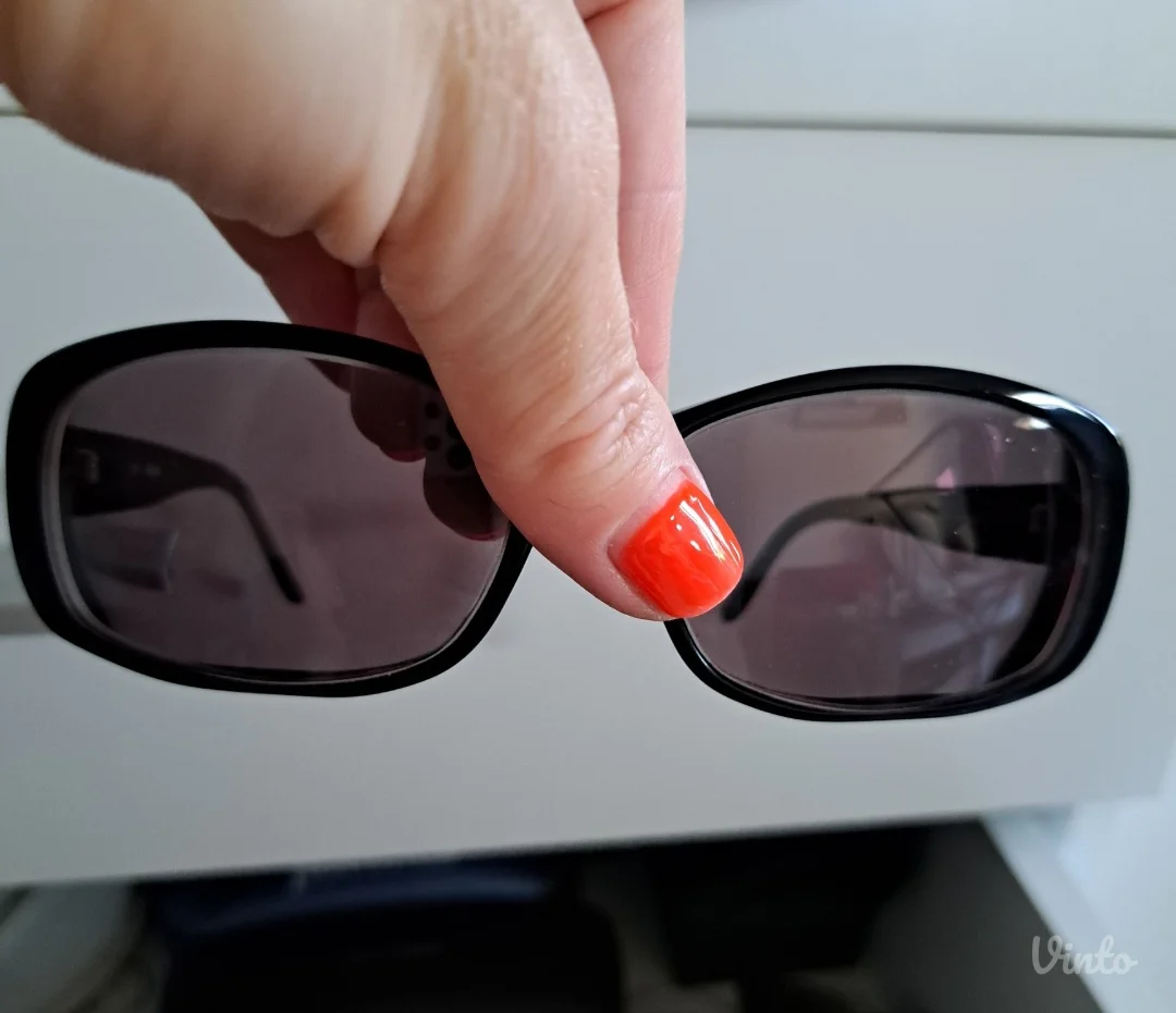 Sunčane naočare Guess