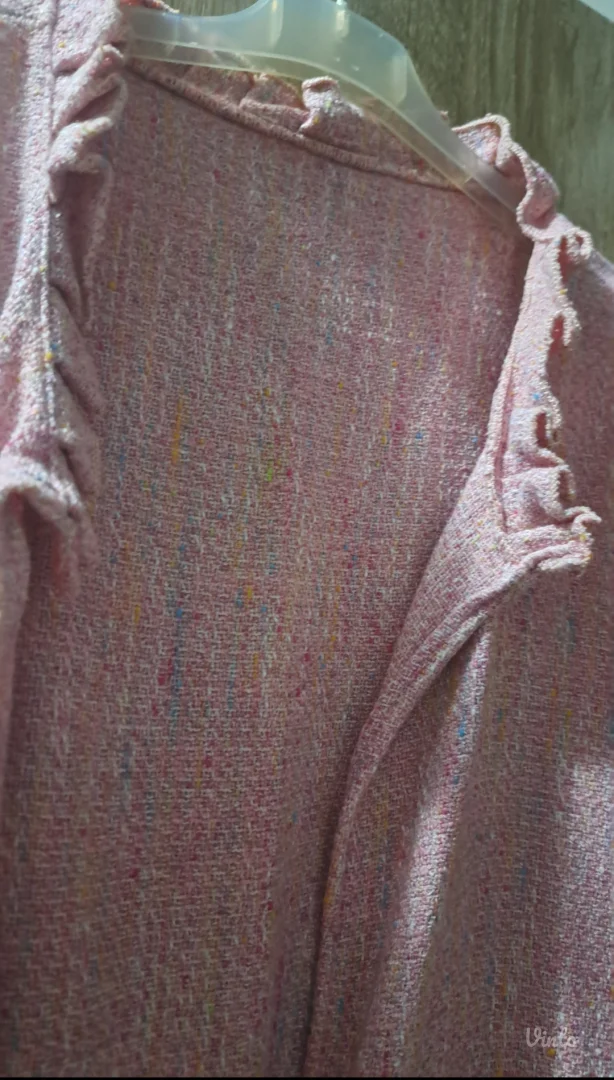 Ogrtač, ponco dizajner Aleksandra Lekic