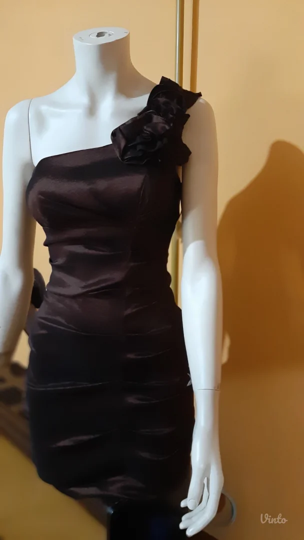 Nova svecana haljina