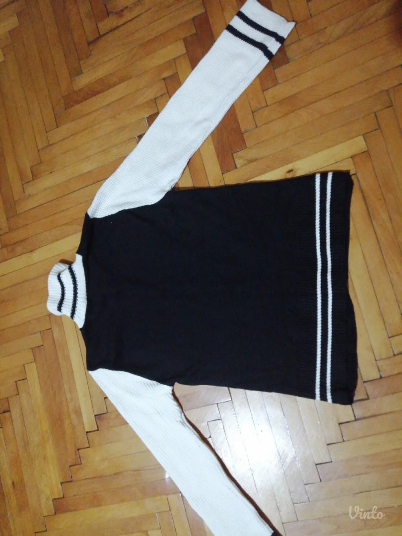 Džemper na kopcanje