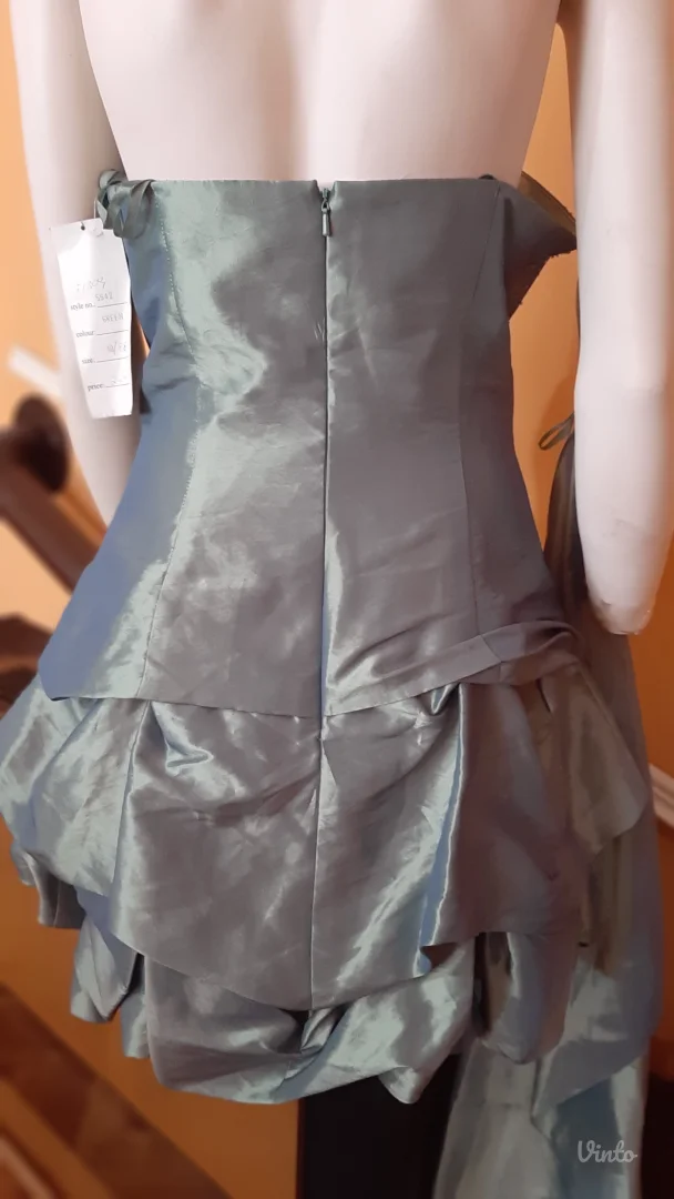 Nova svecana haljina