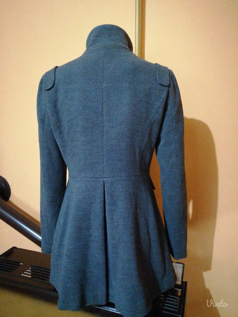 Clock house kaput Kao nov