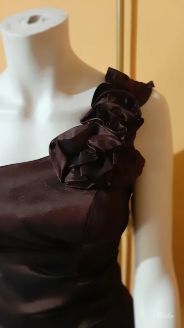 Nova svecana haljina