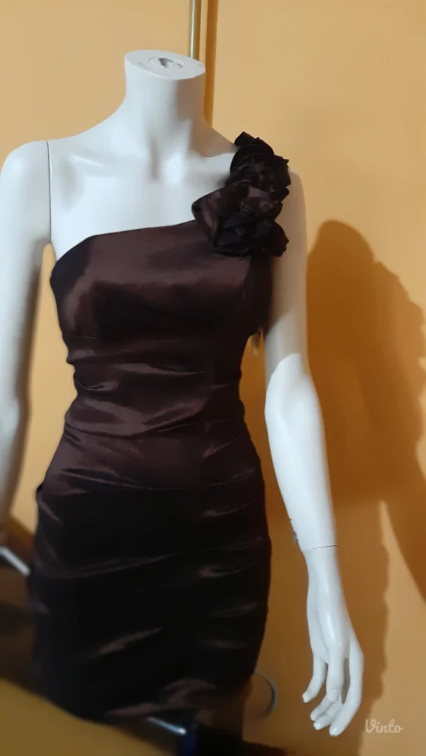 Nova svecana haljina