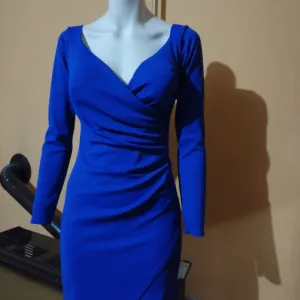 Kraljevsko plava haljina