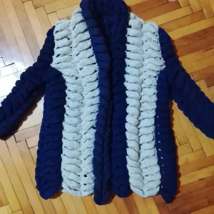 Veoma interesantan dzemper