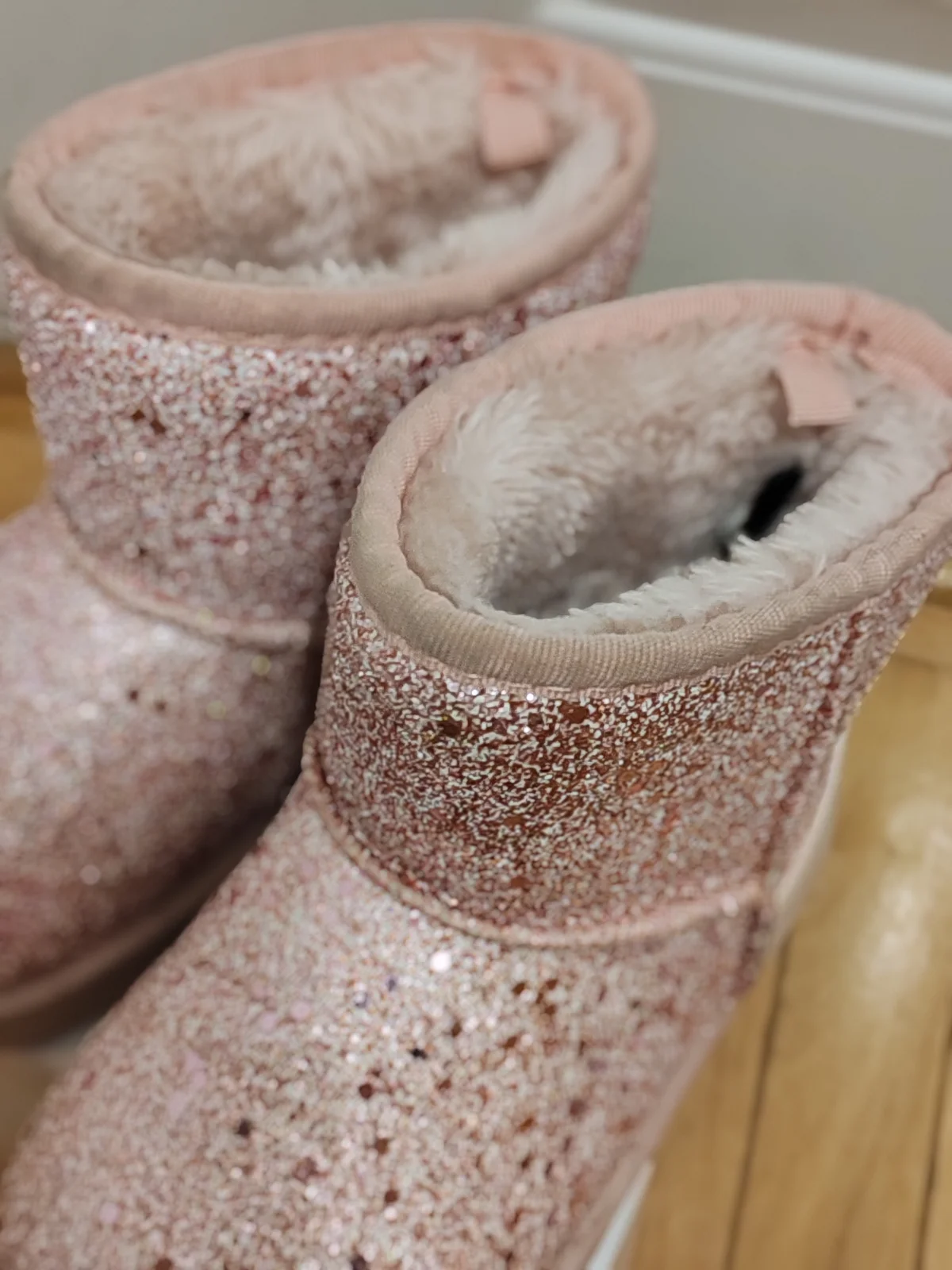 Decije cizmice kao ugg