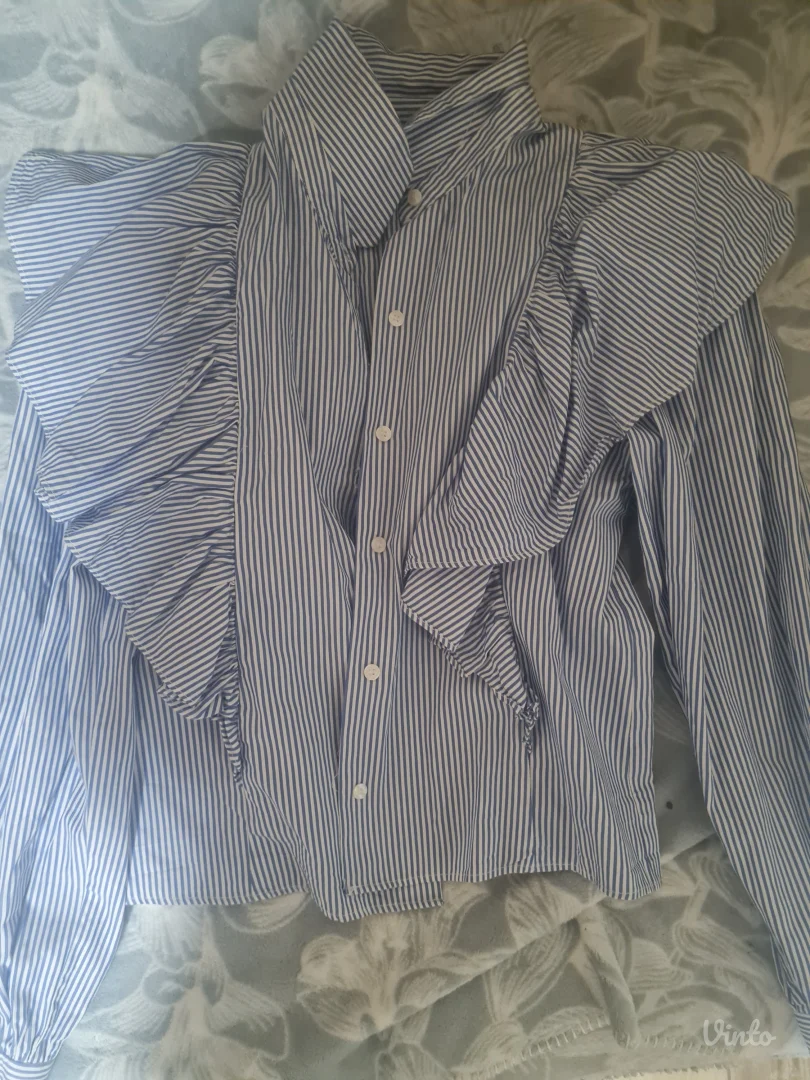 Zara kosulja sa volanima